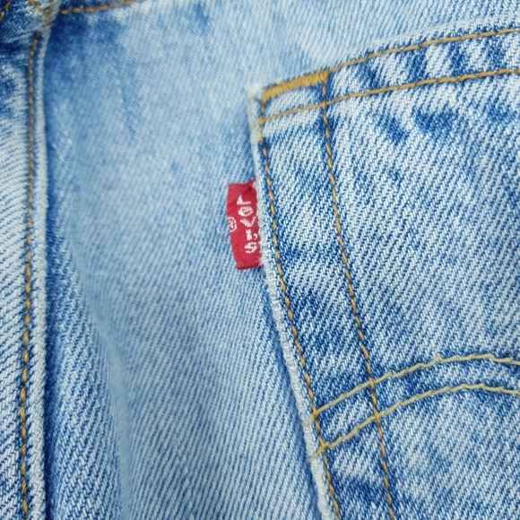 Levi's 501 xx 30x32 Straight Leg Button Fly Light Wash Jeans Made in Haiti 2008 - Picture 7 of 12